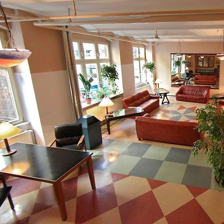 Die Fabrik - Hostel Берлин Экстерьер фото