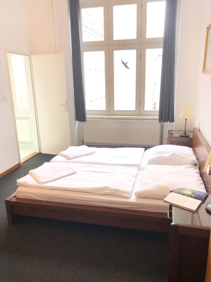 Die Fabrik - Hostel Берлин Экстерьер фото
