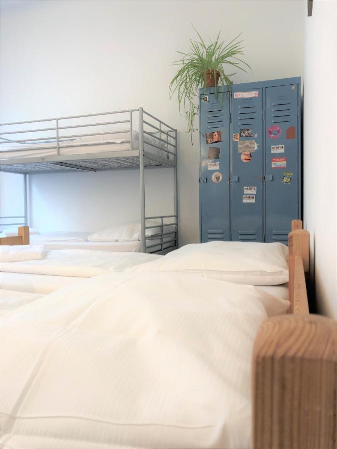 Die Fabrik - Hostel Берлин Экстерьер фото