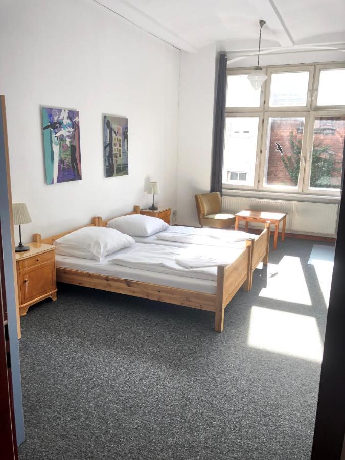 Die Fabrik - Hostel Берлин Экстерьер фото