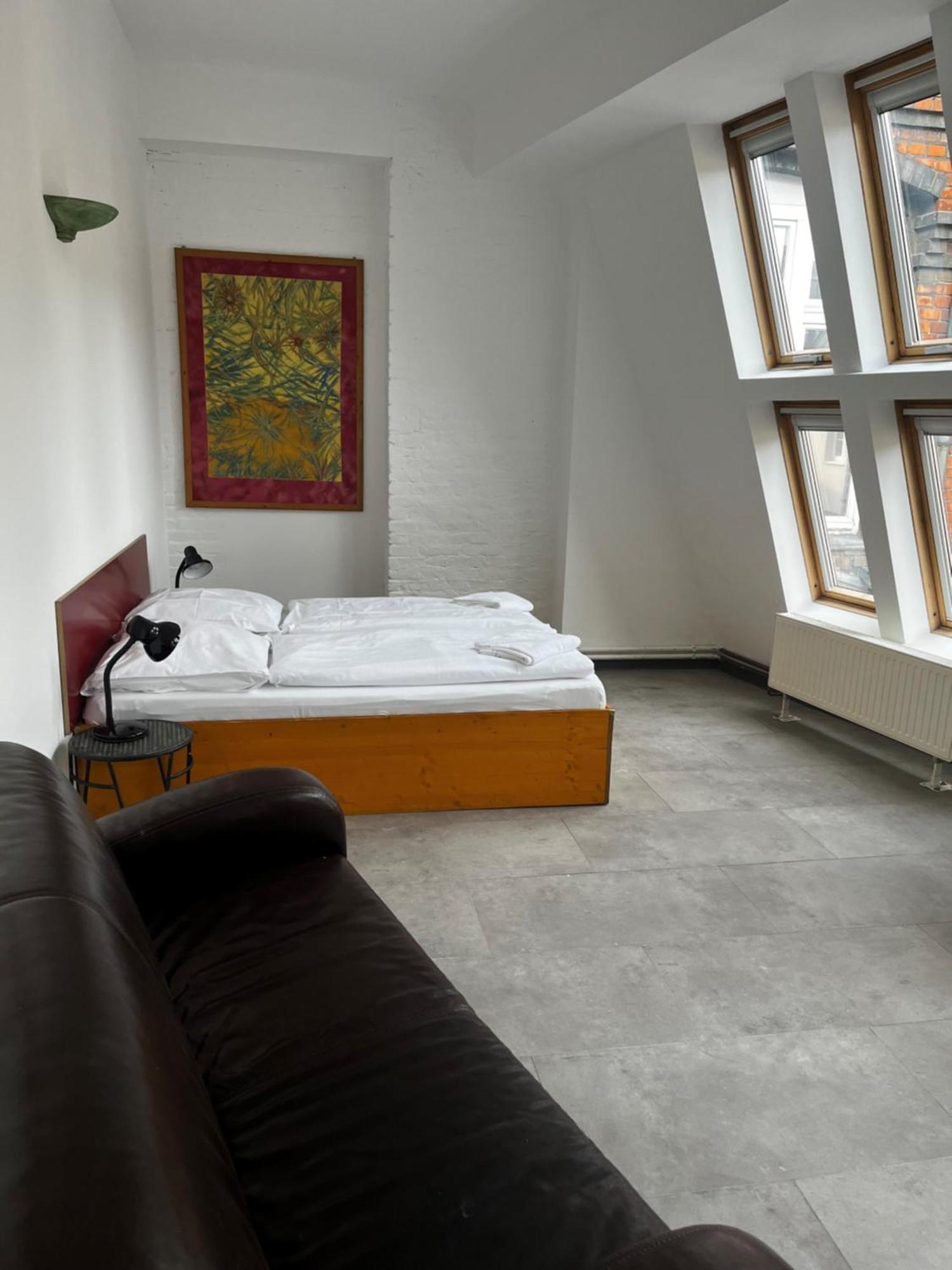 Die Fabrik - Hostel Берлин Экстерьер фото