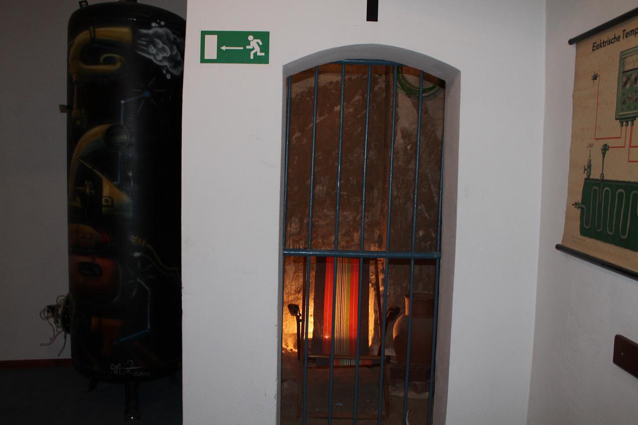 Die Fabrik - Hostel Берлин Экстерьер фото